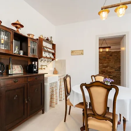 Cozy In Filoti, Naxos 2br *